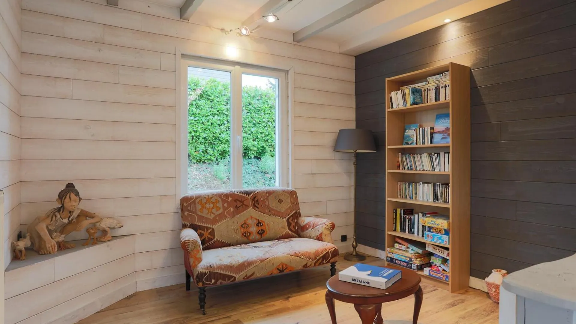 Holiday home Entre Terre Et Mer Locquirec